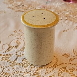 Speckled Cream Salt Shaker with Yellow Rim
